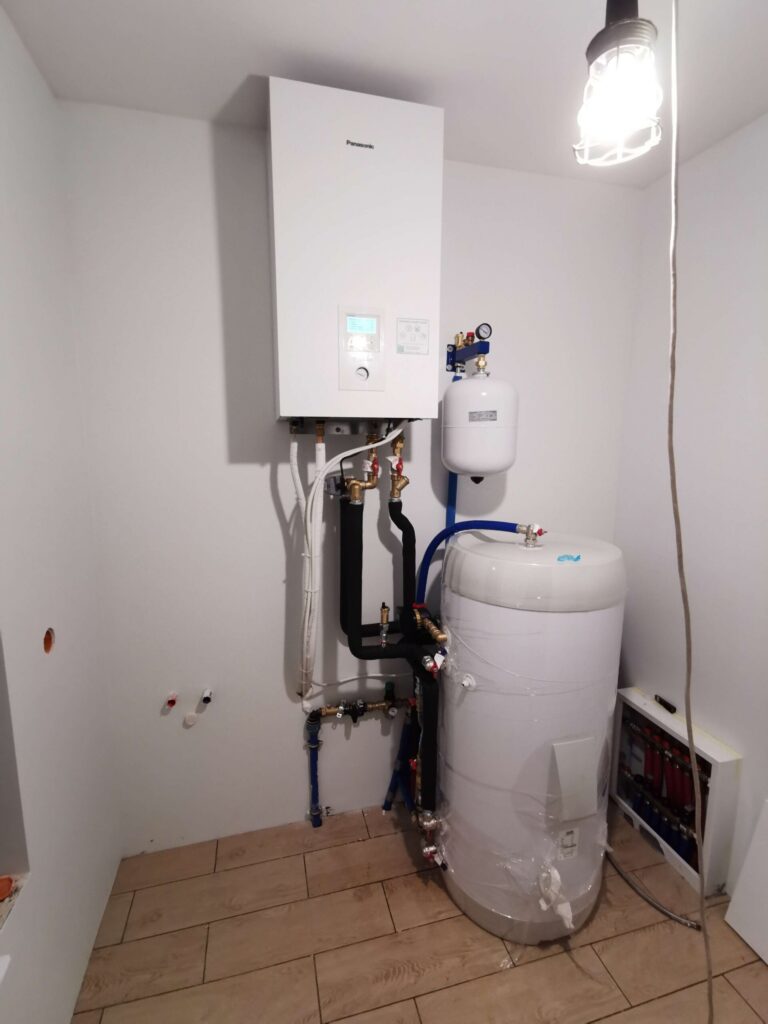 montaz pompy ciepla panasonic seria j 7kw split 1 scaled
